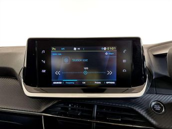 Peugeot E-2008 50kWh Allure Premium SUV 5dr Electric Auto (7kW Charger) (136 ps