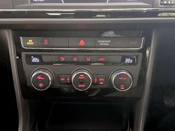 SEAT Leon 1.4 TSI FR Technology ST 5dr Petrol Manual Euro 6 (s/s) (125 ps)