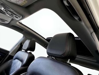 MG MG ZS 72.6kWh Trophy Long Range SUV 5dr Electric Auto (156 ps)