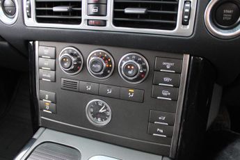 Land Rover Range Rover 4.4 TD V8 Vogue Auto 4WD Euro 5 5dr