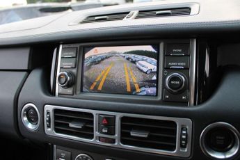 Land Rover Range Rover 4.4 TD V8 Vogue Auto 4WD Euro 5 5dr