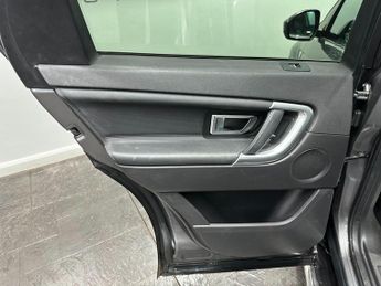 Land Rover Discovery Sport 2.0 TD4 HSE Auto 4WD Euro 6 (s/s) 5dr