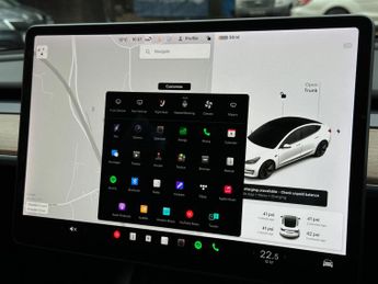 Tesla Model 3 (Dual Motor) Long Range Auto 4WDE 4dr