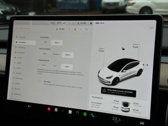 Tesla Model 3 (Dual Motor) Long Range Auto 4WDE 4dr