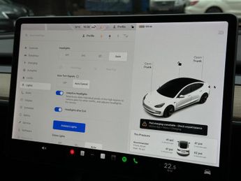 Tesla Model 3 (Dual Motor) Long Range Auto 4WDE 4dr