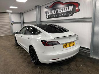 Tesla Model 3 (Dual Motor) Long Range Auto 4WDE 4dr