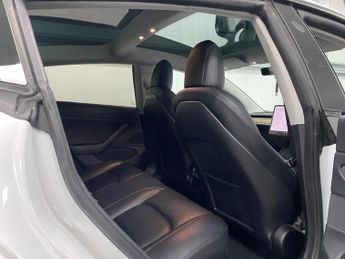 Tesla Model 3 (Dual Motor) Long Range Auto 4WDE 4dr