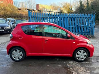 Toyota AYGO 1.0 VVT-i + MultiMode Euro 4 5dr