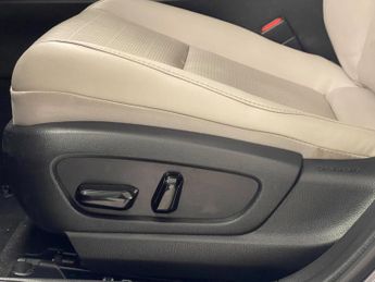 Lexus UX 300e 54.3kWh Auto 5dr