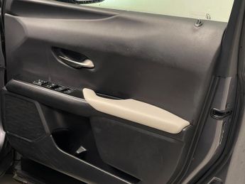 Lexus UX 300e 54.3kWh Auto 5dr
