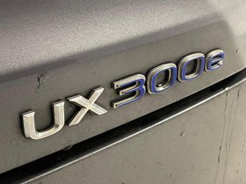 Lexus UX 300e 54.3kWh Auto 5dr