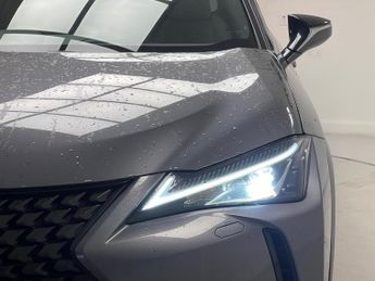 Lexus UX 300e 54.3kWh Auto 5dr