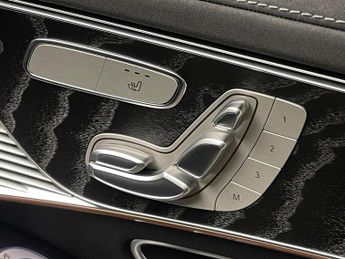 Mercedes-Benz EQC EQC 400 80kWh AMG Line (Premium Plus) Auto 4MATIC 5dr