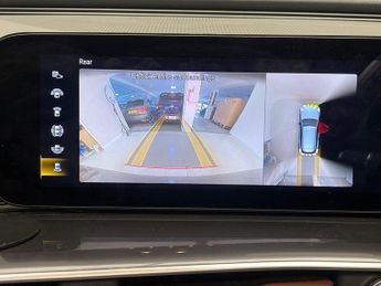 Mercedes-Benz EQC EQC 400 80kWh AMG Line (Premium Plus) Auto 4MATIC 5dr