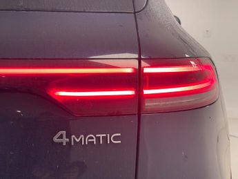 Mercedes-Benz EQC EQC 400 80kWh AMG Line (Premium Plus) Auto 4MATIC 5dr