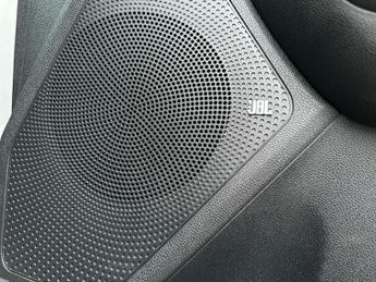 Kia Niro 64kWh 4+ Auto 5dr