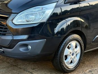 Ford Tourneo Custom 2.0 310 EcoBlue Titanium Auto L1 Euro 6 (s/s) 5dr
