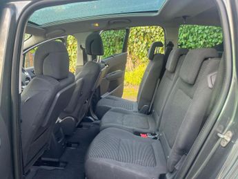 Peugeot 5008 2.0 HDi Allure Auto Euro 5 5dr