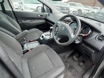Peugeot 5008 2.0 HDi Allure Auto Euro 5 5dr