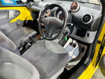 Peugeot 107 1.0 12V Urban 2 Tronic Euro 4 3dr