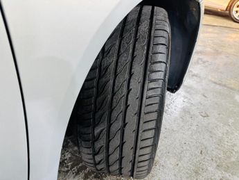 Volkswagen Scirocco 1.4 TSI DSG Euro 5 3dr