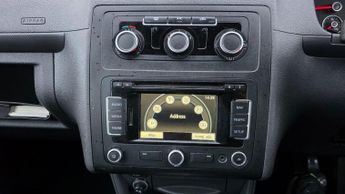 Volkswagen Caddy Maxi Life 1.6 TDI CR DSG Euro 5 5dr