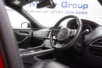 Jaguar F-PACE 2.0 D240 R-Sport Auto AWD Euro 6 (s/s) 5dr