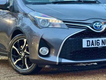 Toyota Yaris 1.5 VVT-h Design E-CVT Euro 6 5dr