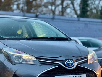 Toyota Yaris 1.5 VVT-h Design E-CVT Euro 6 5dr