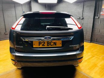Ford Focus 1.6 Titanium 5dr