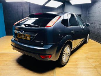 Ford Focus 1.6 Titanium 5dr