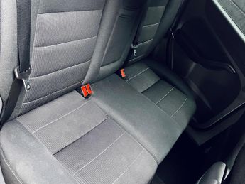 Ford Focus 1.6 Titanium 5dr