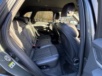Audi Q5 2.0 TDI 40 S line S Tronic quattro Euro 6 (s/s) 5dr