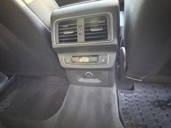 Audi Q5 2.0 TDI 40 S line S Tronic quattro Euro 6 (s/s) 5dr