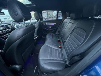 Mercedes-Benz EQC EQC 400 80kWh AMG Line (Premium Plus) Auto 4MATIC 5dr