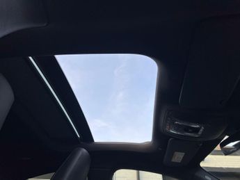 Mercedes-Benz CLA 1.3 CLA200 AMG Line (Premium Plus 2) Coupe 7G-DCT Euro 6 (s/s) 4