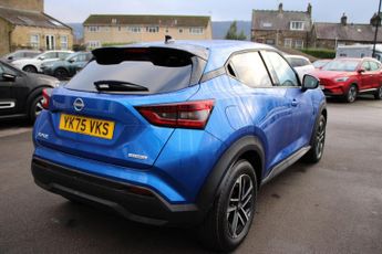 Nissan Juke 1.6 N-Connecta Auto Euro 6 5dr