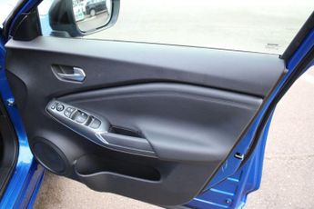 Nissan Juke 1.6 N-Connecta Auto Euro 6 5dr