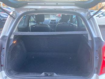 Renault Clio 1.2 16v Extreme 3dr