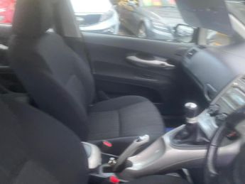 Toyota Auris 1.6 VVT-i TR 5dr
