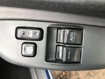 Toyota Yaris 1.0 VVT-i T3 5dr