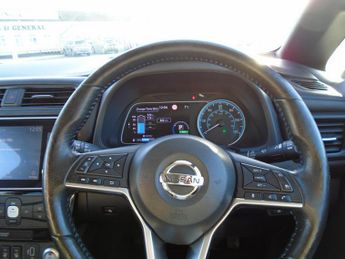 Nissan Leaf 40kWh N-Connecta Auto 5dr