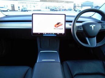 Tesla Model 3 Standard Range Plus Auto RWD 4dr