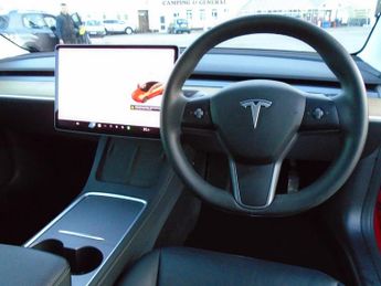 Tesla Model 3 Standard Range Plus Auto RWD 4dr