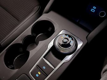 Ford Kuga 2.5 EcoBoost Duratec 14.4kWh Titanium First Edition SUV 5dr Petr