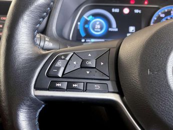Nissan Leaf 40kWh N-Connecta Hatchback 5dr Electric Auto (150 ps)