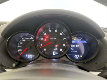 Porsche Boxster 2.7 981 Convertible 2dr Petrol PDK Euro 6 (s/s) (265 ps)