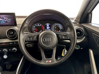 Audi Q2 1.5 TFSI CoD 35 S line SUV 5dr Petrol S Tronic Euro 6 (s/s) (150