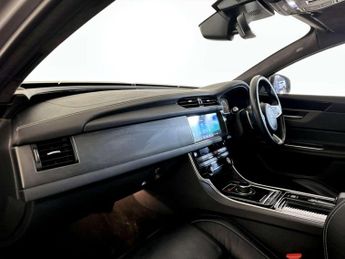 Jaguar XF 2.0d Chequered Flag Sportbrake 5dr Diesel Auto Euro 6 (s/s) (180