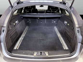 Jaguar XF 2.0d Chequered Flag Sportbrake 5dr Diesel Auto Euro 6 (s/s) (180